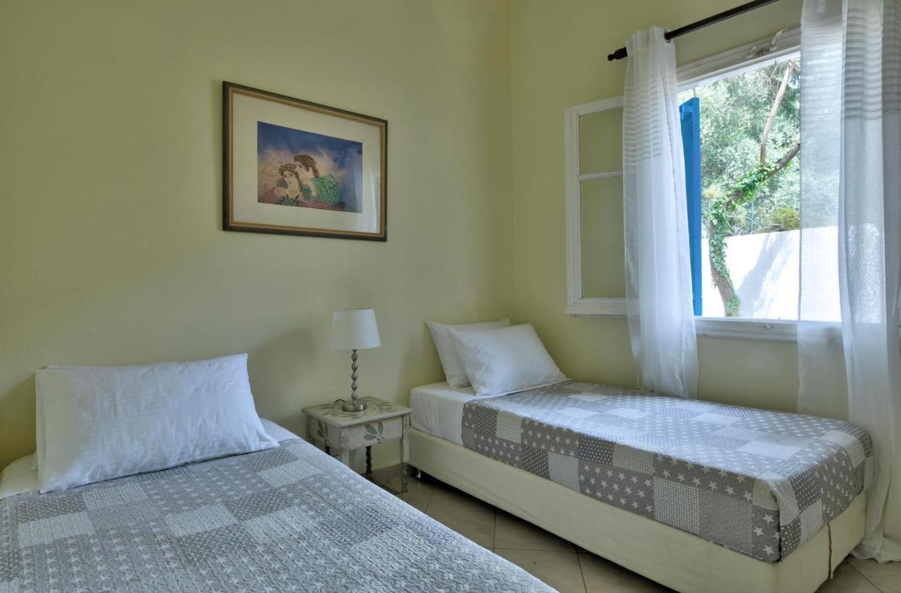 Villa Serena Nisaki  Exterior foto